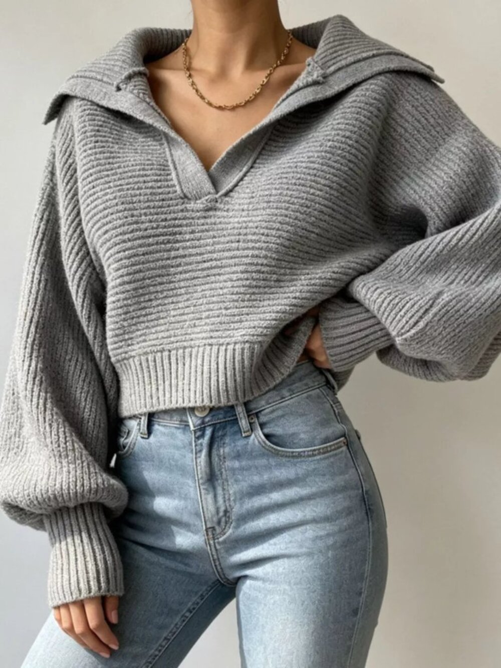 Oversized Collar Ribbed Cropped Sweater - Picture 2 of 5